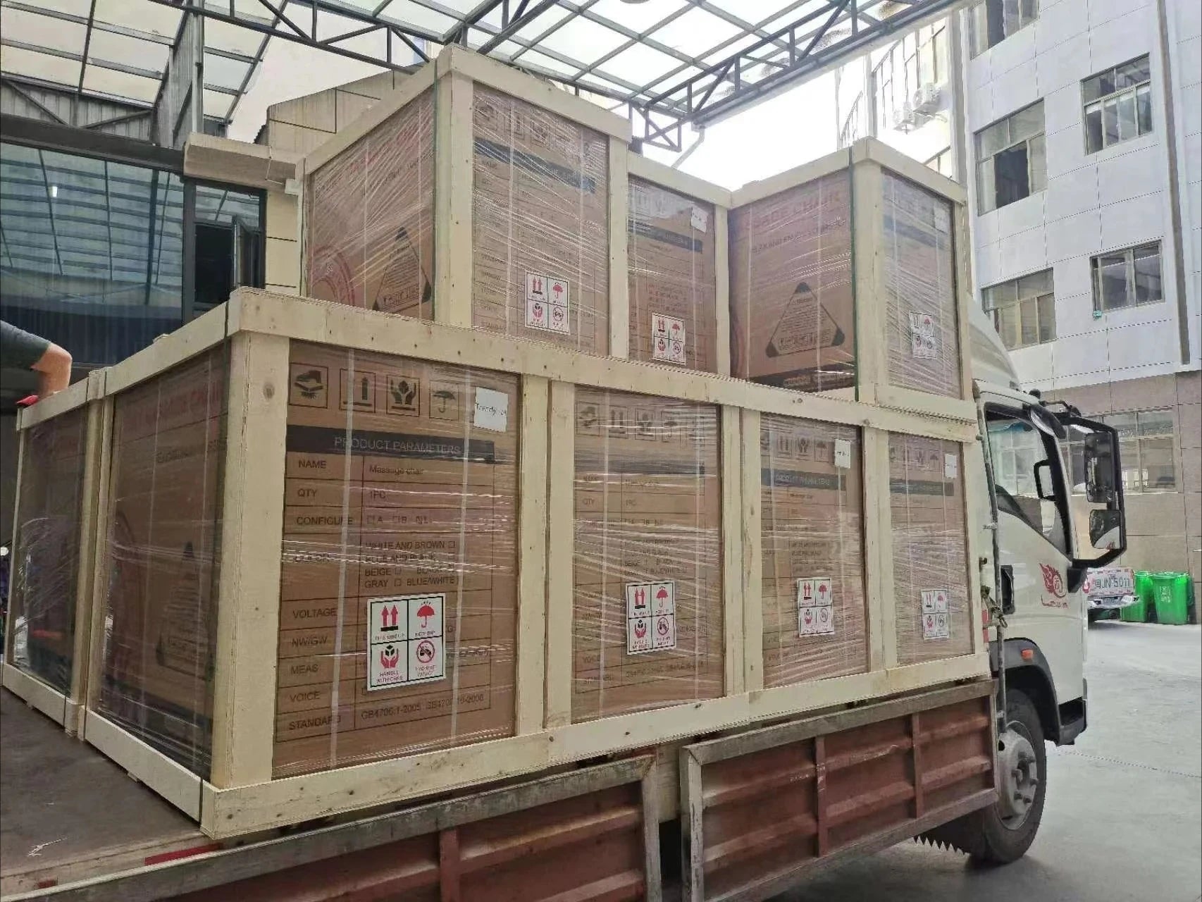 Electric Massage Chair Foot Roller Massage Lounge Chair Full Body Zero Gravity Stretching 4D Massage Chair 2025